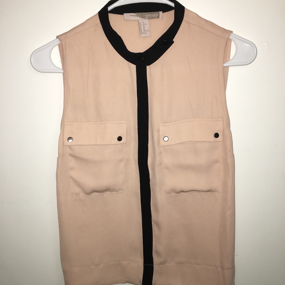 Women’s high neck Forever21 tank top size XS